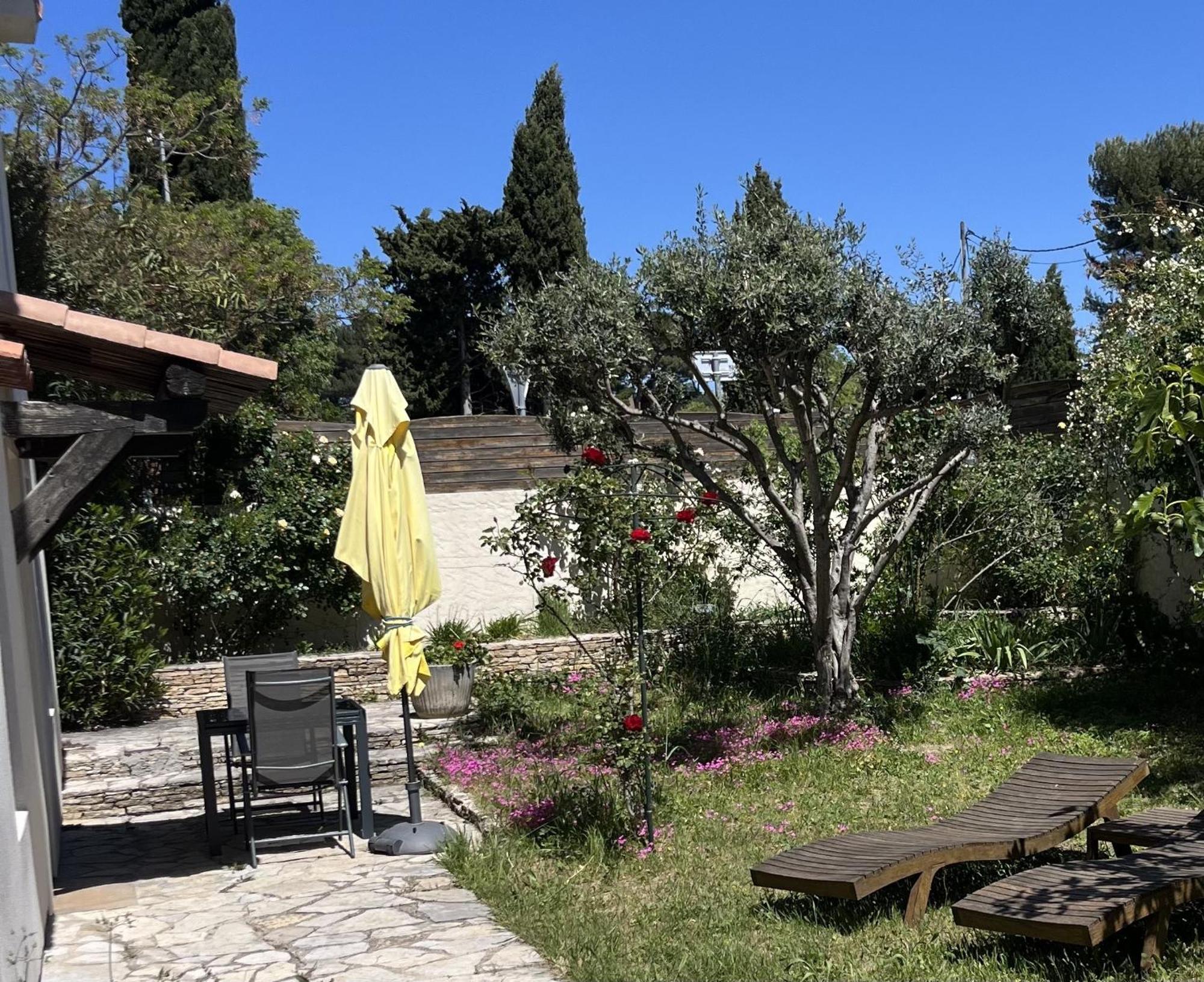 Studio En Provence Aubagne Exterior foto
